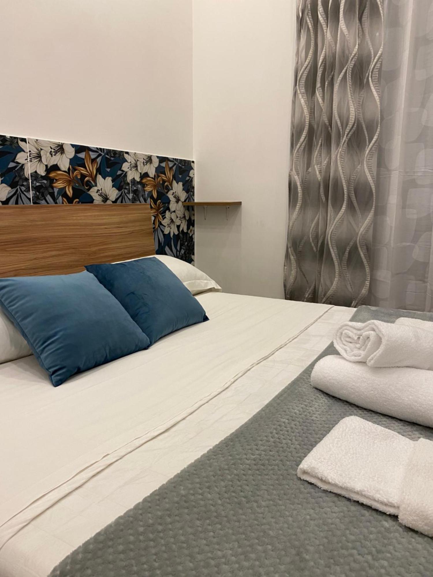 Pippo'S Suite Napoli Ngoại thất bức ảnh