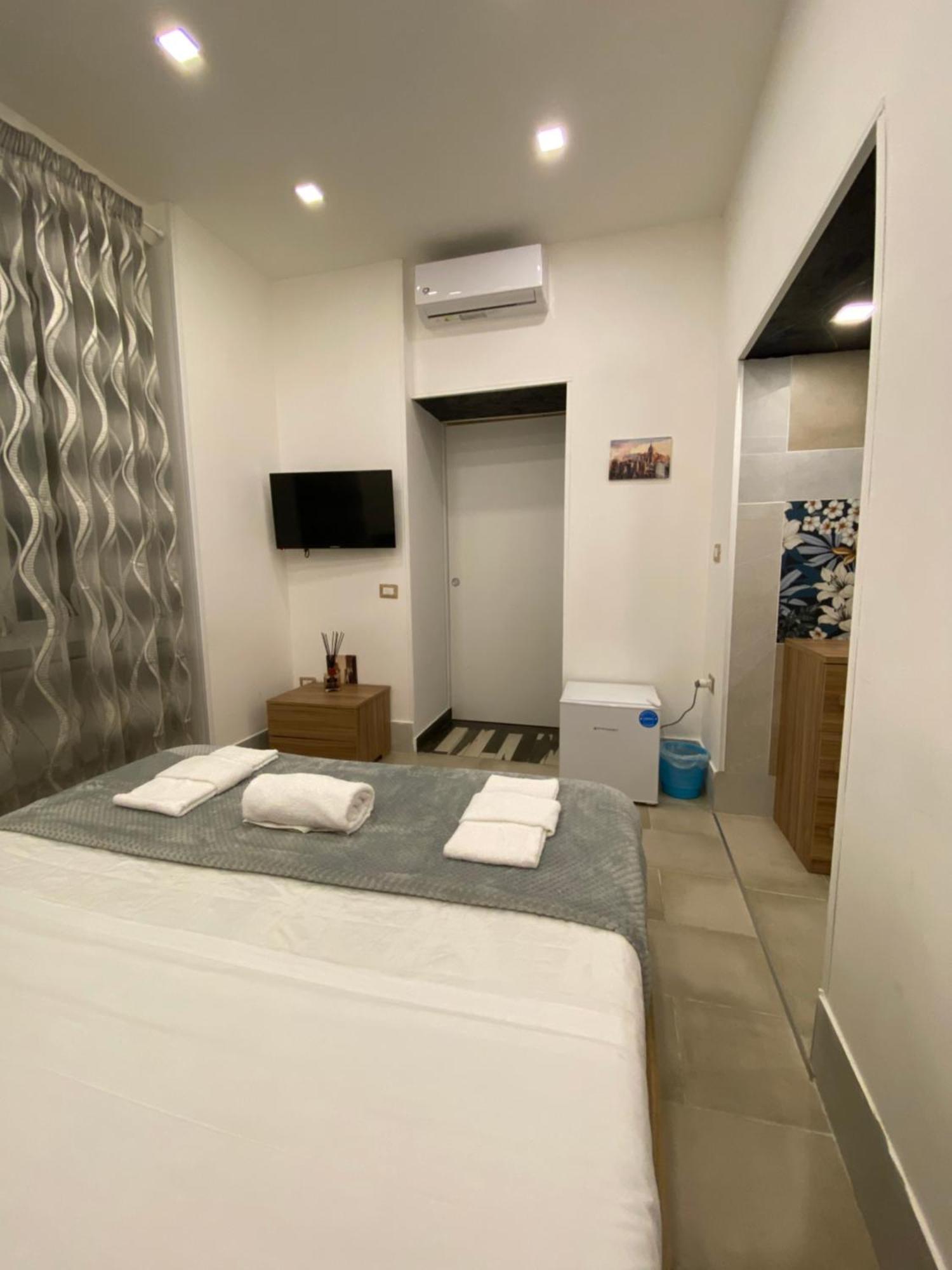 Pippo'S Suite Napoli Ngoại thất bức ảnh