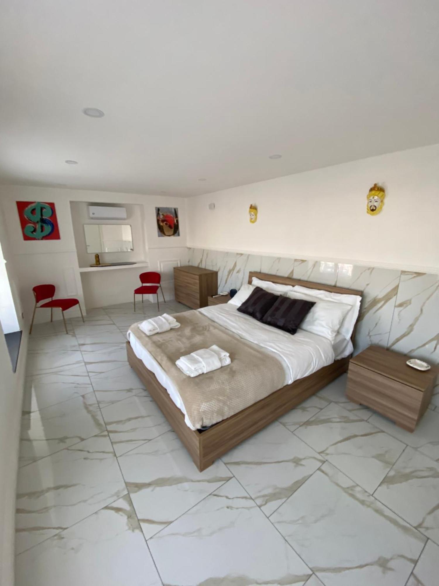 Pippo'S Suite Napoli Ngoại thất bức ảnh
