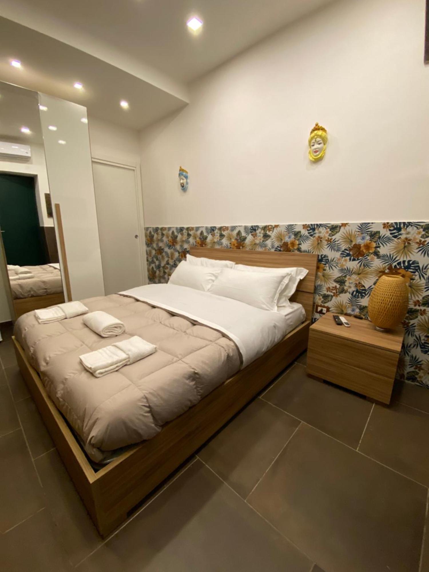 Pippo'S Suite Napoli Ngoại thất bức ảnh