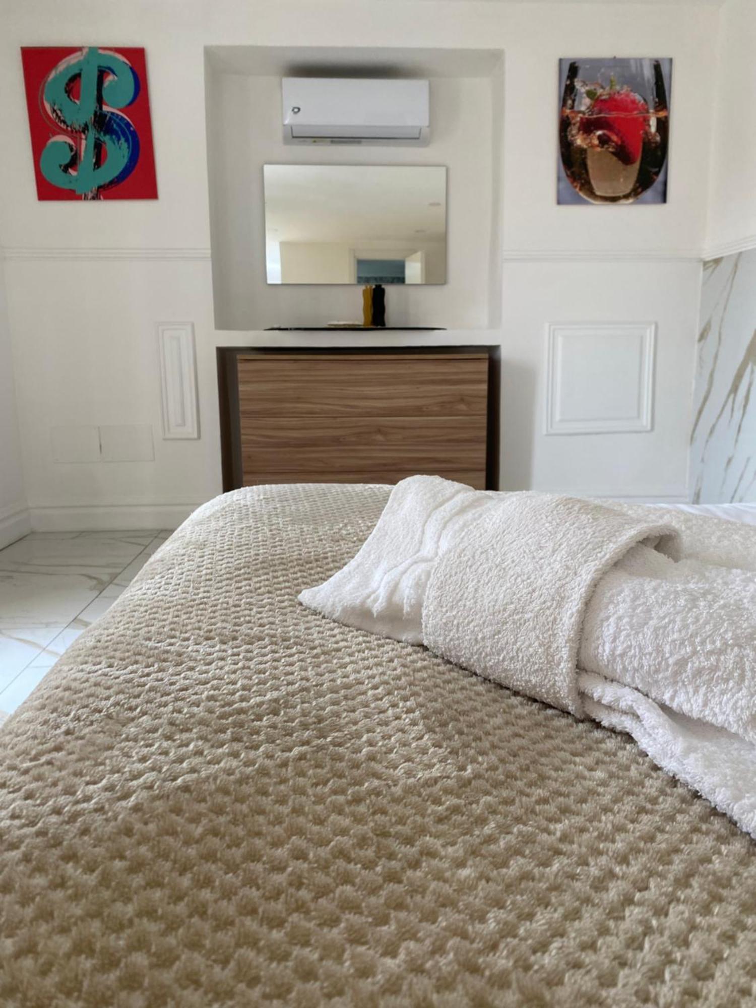 Pippo'S Suite Napoli Ngoại thất bức ảnh